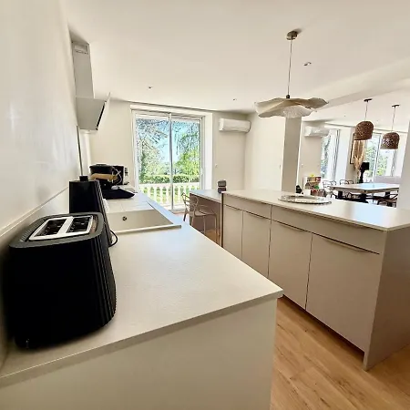 Maison De Famille Avec Piscine *